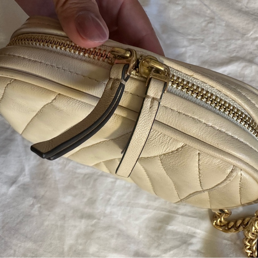 Tory Burch Beige Quilted Crossbody Bag - Picture 6 of 12